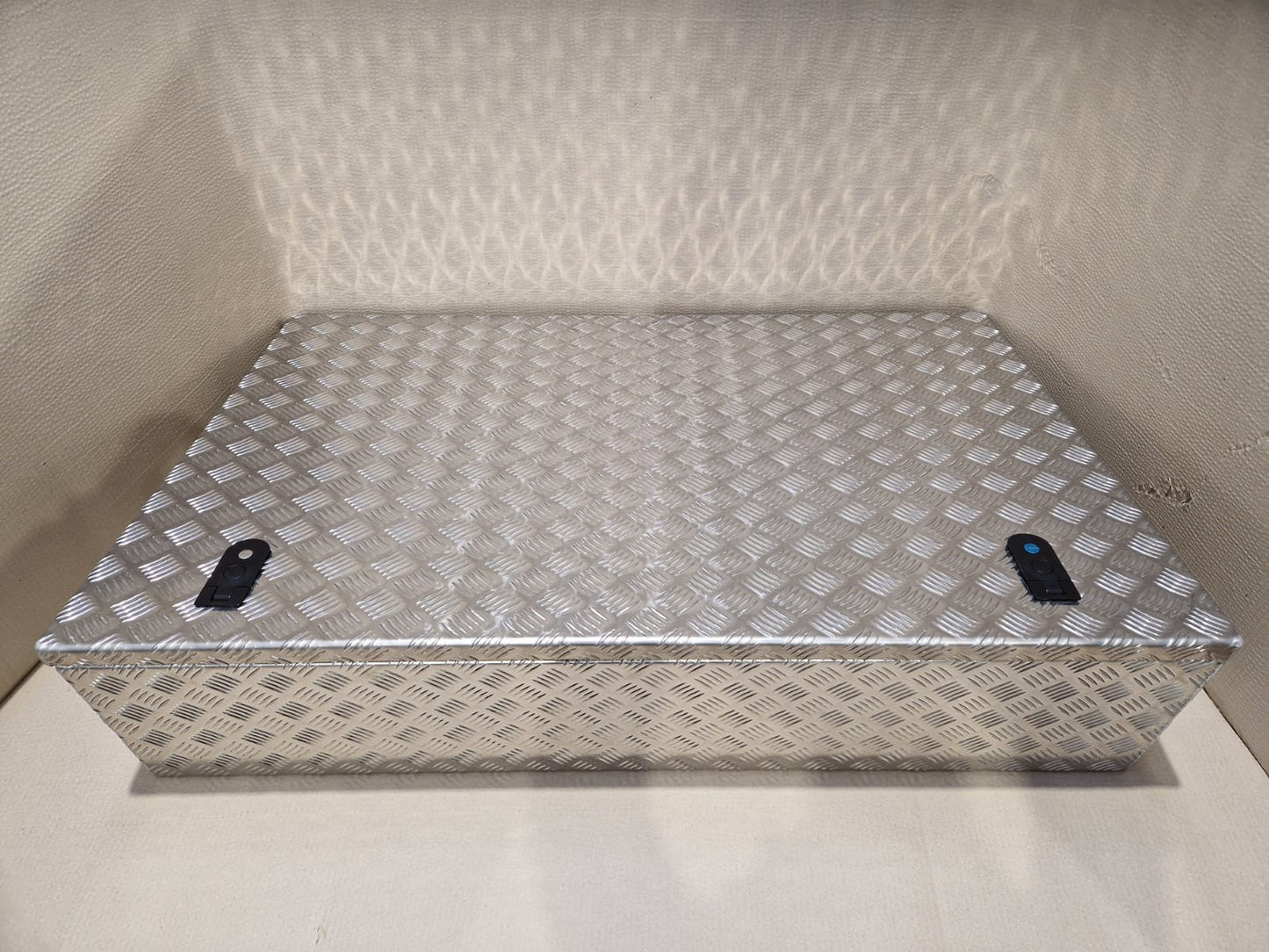 Land Rover Roof Rack Wedge Box - Front Hinge