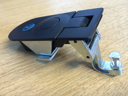 Locking compression latch